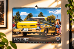 Prosincovy-kalendar-s-klasickym-Pontiacem