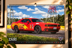 Zarijovy-kalendar-s-cervenym-muscle-carem